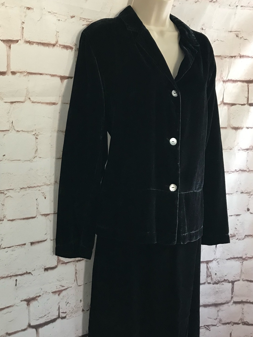 JOHN PAUL RICHARD M Uniform Vintage Black Velvet Blazer Jacket Size Medium - Picture 16 of 16